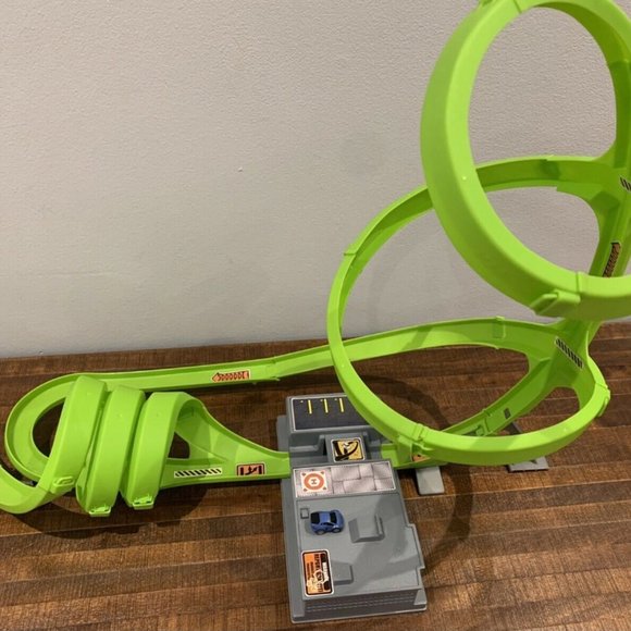 Nano Speed Super Vert Crash Play Set - Picture 9 of 12